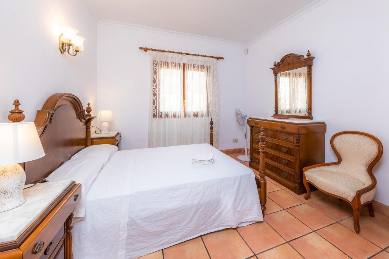 Dofi Villa Cala Millor  Buitenkant foto