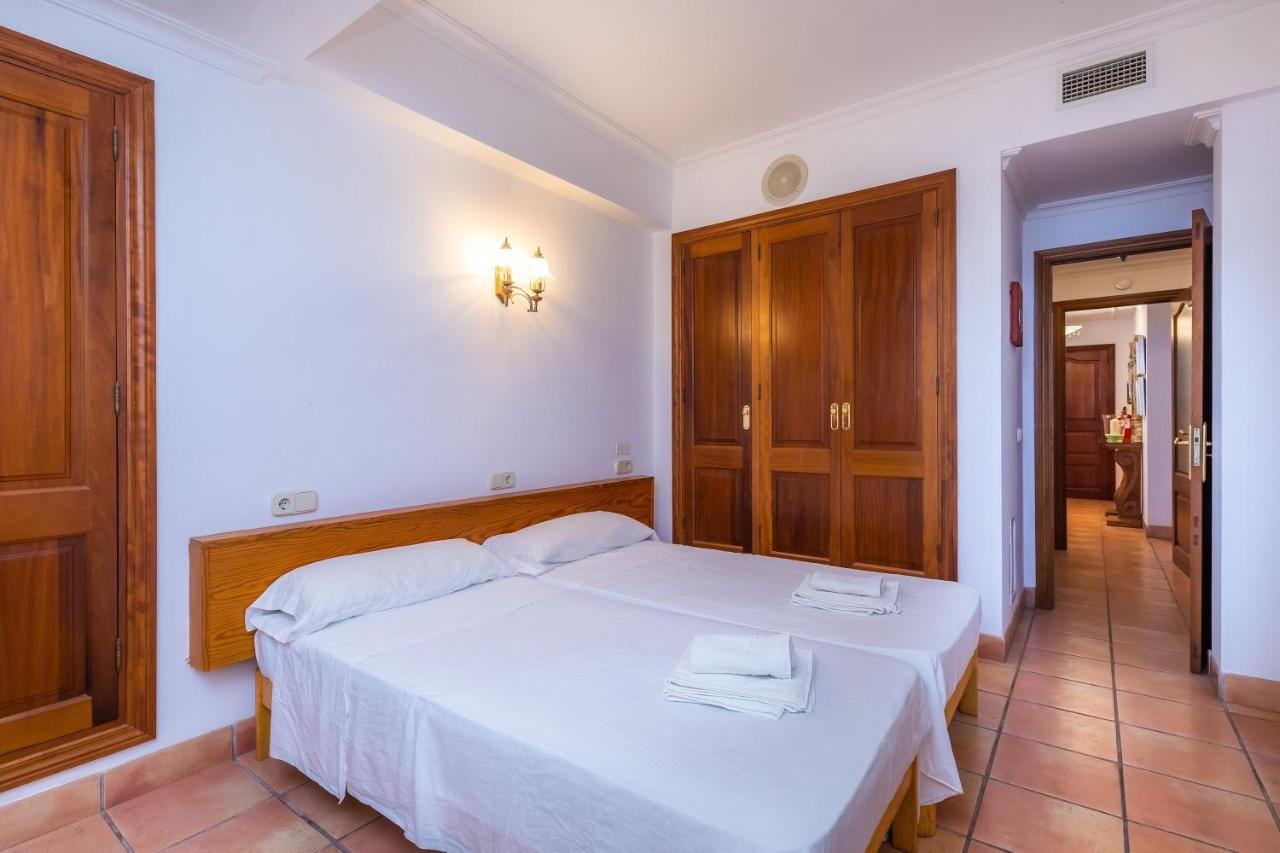 Dofi Villa Cala Millor  Buitenkant foto